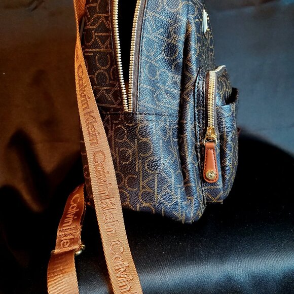 Backpack ? main image 4